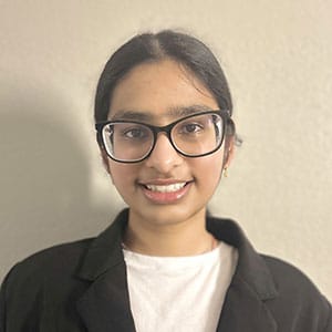 Image of scholarship winner Shruthika Pallapothu